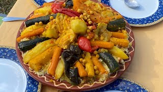 Couscous végétarien aux légumes [upl. by Nylirrehs]