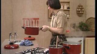 Spaghetti Bolognese  Delia Smiths Cookery Course  BBC [upl. by Asillem915]