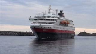 Hurtigruten  Nordlys  Svolvær [upl. by Jago525]