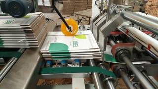 Corrugated carton box auto folder gluer machine [upl. by Ram764]